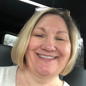 Meet your Posher, Maribeth